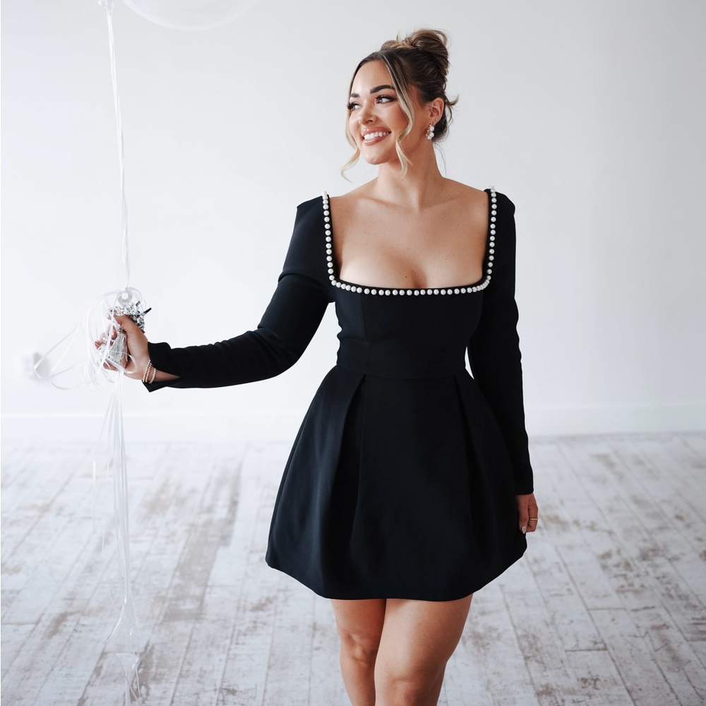 Odd Muse The Ultimate Muse Pearl Dress | Black | Size Medium